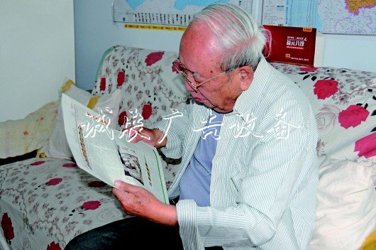 “东方红一号”功勋文化宣传栏设计师，“无名却伟大”