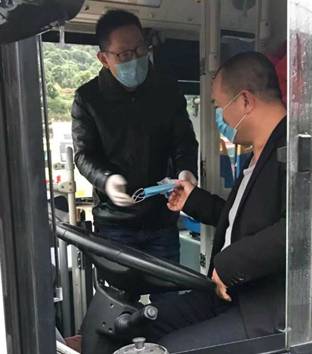 市公交公司全力做好新宣传栏型冠状病毒感染的肺炎疫