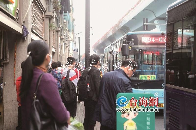 公交客流量恢复超五成 厦门“一键重启”恢复生机