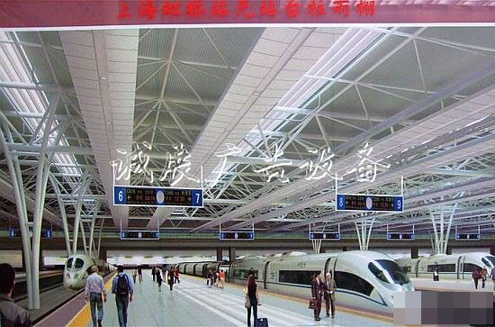 上海虹桥火车站站广告灯箱多少钱一个台列车候车室分布